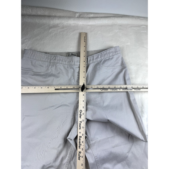 LL Bean Pants Pull On Size 18 Reg Khaki Wide Leg Stretch Hiking Travel - Picture 5 of 11